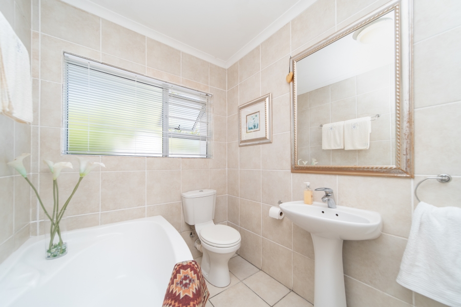 2 Bedroom Property for Sale in Abbotsford Eastern Cape